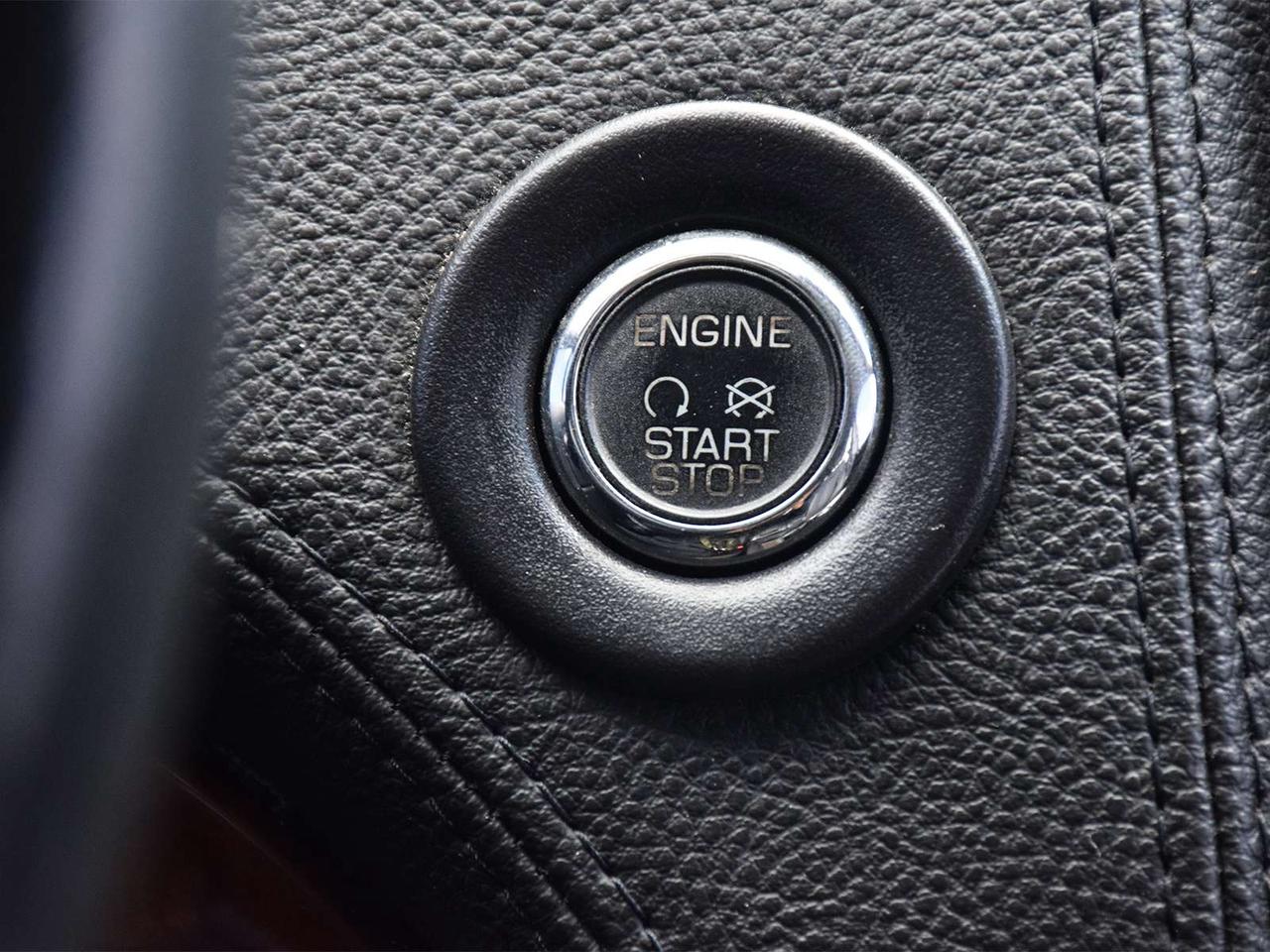 2012 Lincoln MKX AWD ~Heated/Cooled Leather ~Bluetooth ~Camera Photo