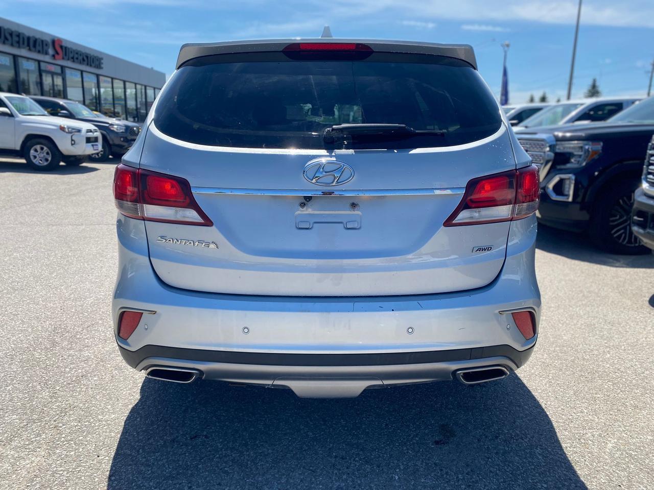 2017 Hyundai Santa Fe XL Premium AWD ~Heated Seats + Wheel ~Bluetooth ~Cam Photo2