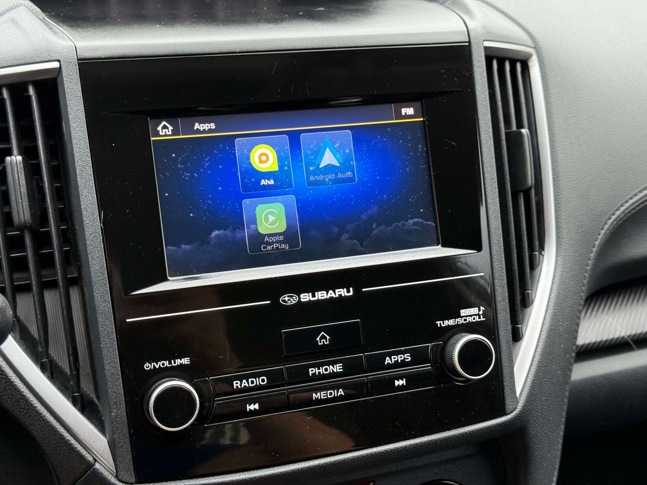 2019 Subaru Impreza Touring l AWD l 2.0 l 4Cyl l Auto l CarPlay Photo
