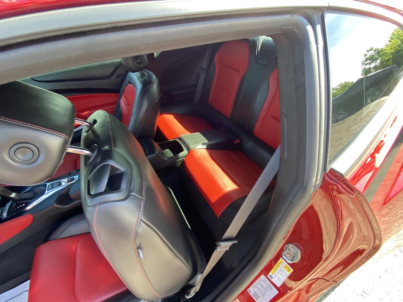 2021 Chevrolet Camaro 2dr Cpe 2LT Photo