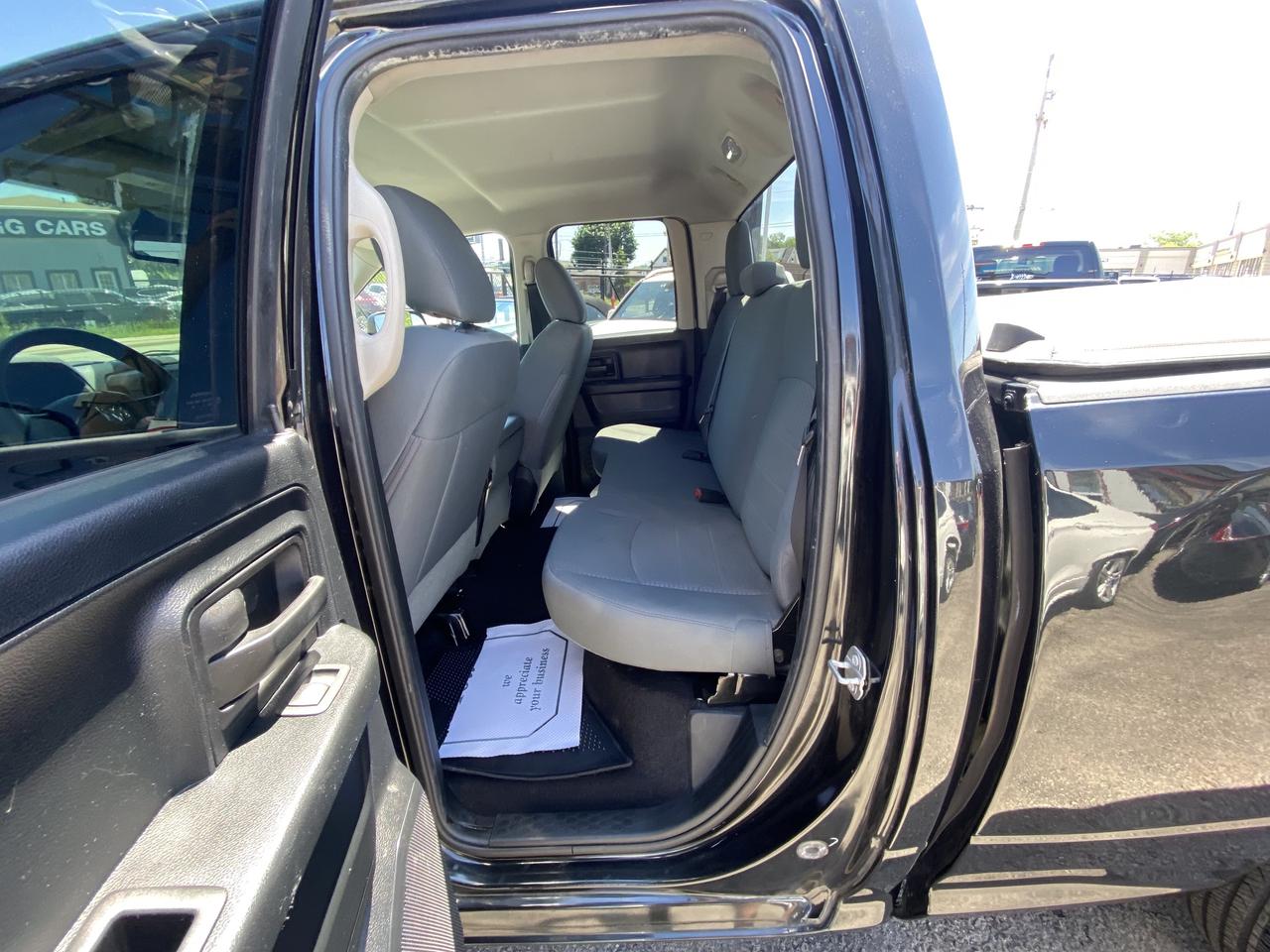 2016 RAM 1500 2WD Quad Cab 140.5  Tradesman Photo