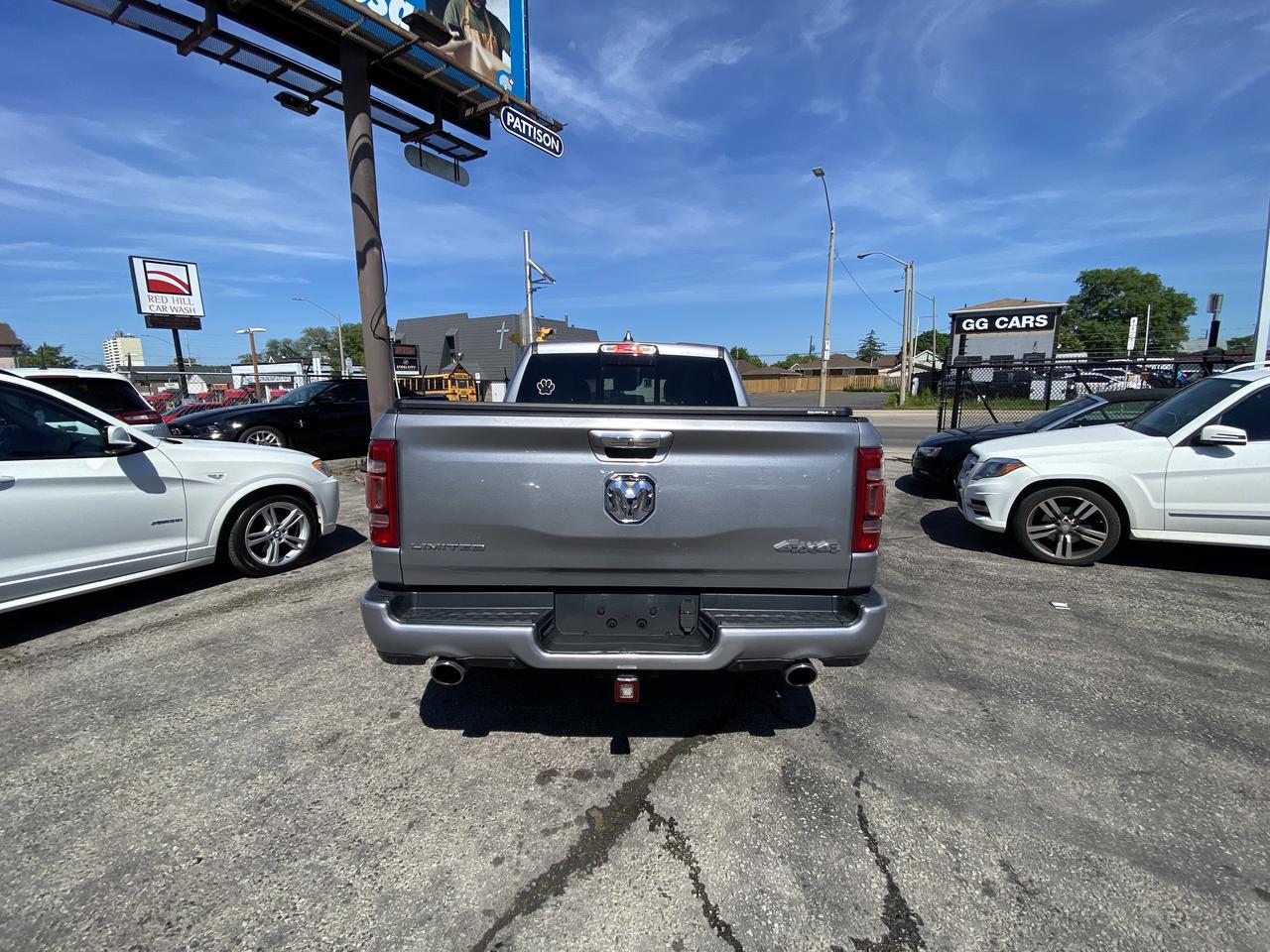 2019 RAM 1500 Limited 4x4 Crew Cab 5'7  Box Photo3