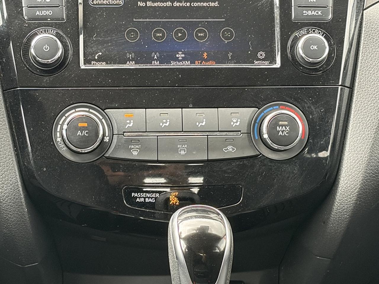 2021 Nissan Qashqai S AWD   Rear Camera   CarPlay   Android Auto   Hea Photo