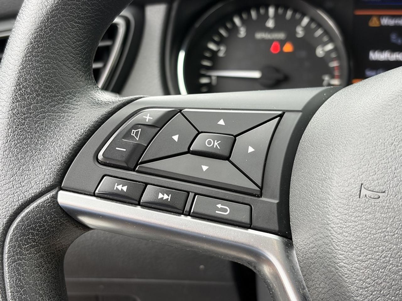 2021 Nissan Qashqai S AWD   Rear Camera   CarPlay   Android Auto   Hea Photo