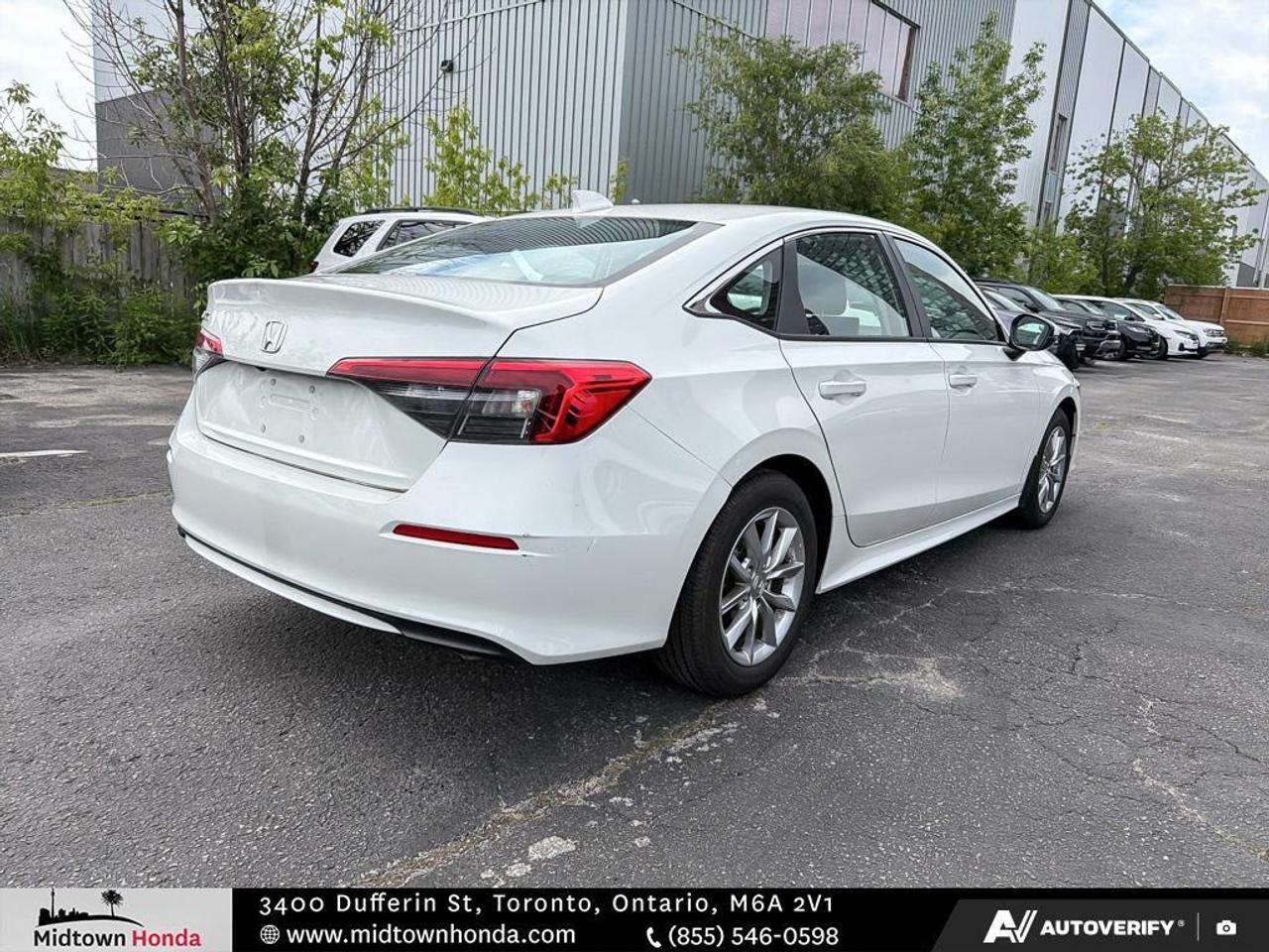 2024 Honda Civic Sedan ULTRA LOW KMS I HONDA CERTIFIED I NO ACCIDENTS Photo
