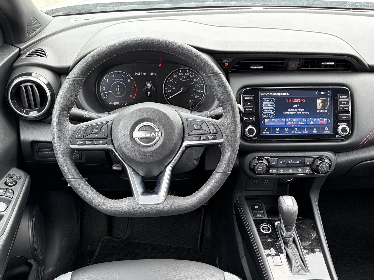 2024 Nissan Kicks SR   Premium Pkg.   Leather   Heated Seats Photo