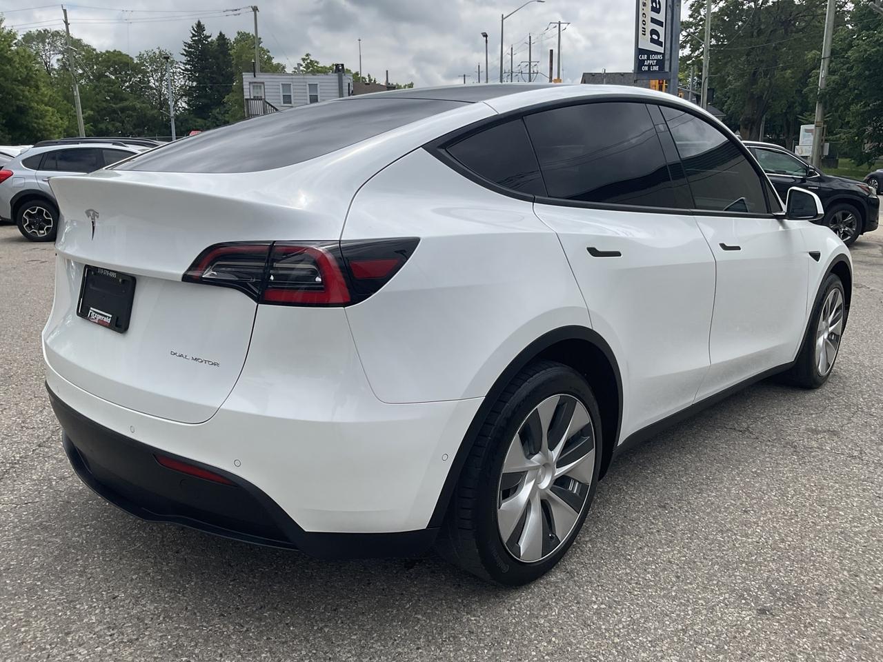 2021 Tesla Model Y Long Range - WHITE LEATHER! NA! CAMERAS! EV RATES! Photo
