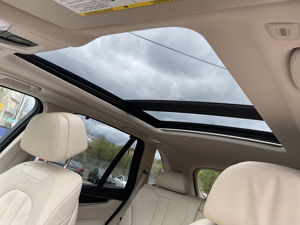 2015 BMW X5 xDrive35i - LTHR! NAV! HUD! 360 CAM! BSM! NIGHT VI Photo