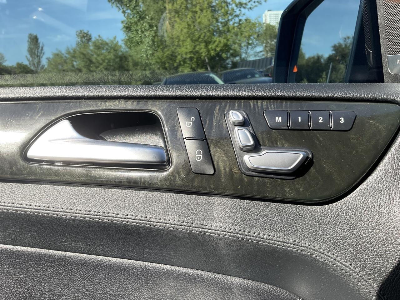 2018 Mercedes-Benz GLE GLE 550 - NAV! 360 CAM! BSM! PANO ROOF! H/K AUDIO! Photo