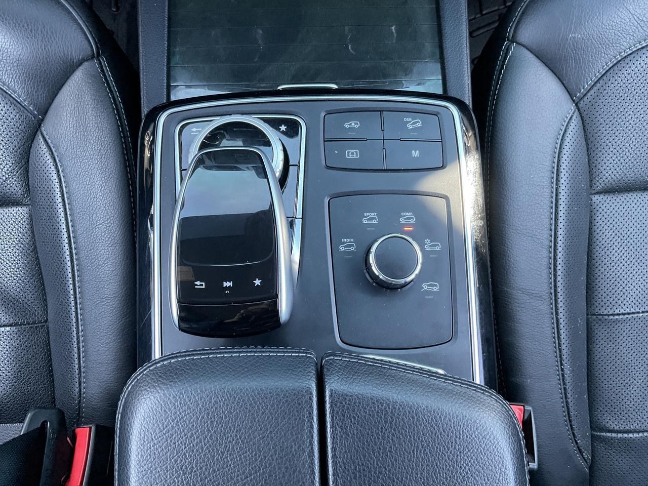 2018 Mercedes-Benz GLE GLE 550 - NAV! 360 CAM! BSM! PANO ROOF! H/K AUDIO! Photo