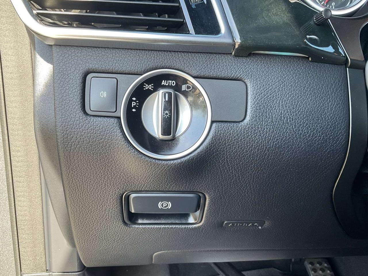 2018 Mercedes-Benz GLE GLE 550 - NAV! 360 CAM! BSM! PANO ROOF! H/K AUDIO! Photo