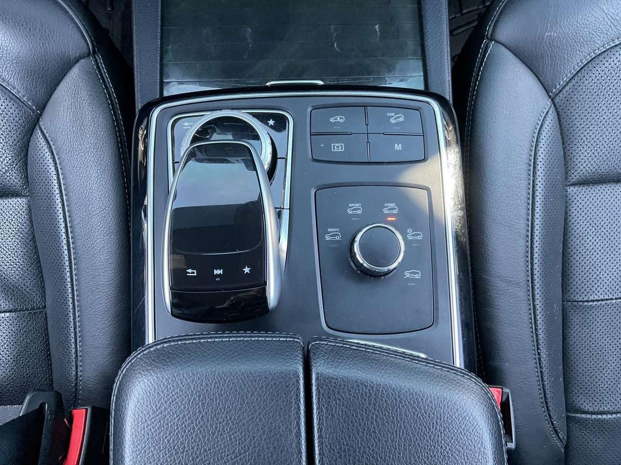 2018 Mercedes-Benz GLE GLE 550 - NAV! 360 CAM! BSM! PANO ROOF! H/K AUDIO! Photo
