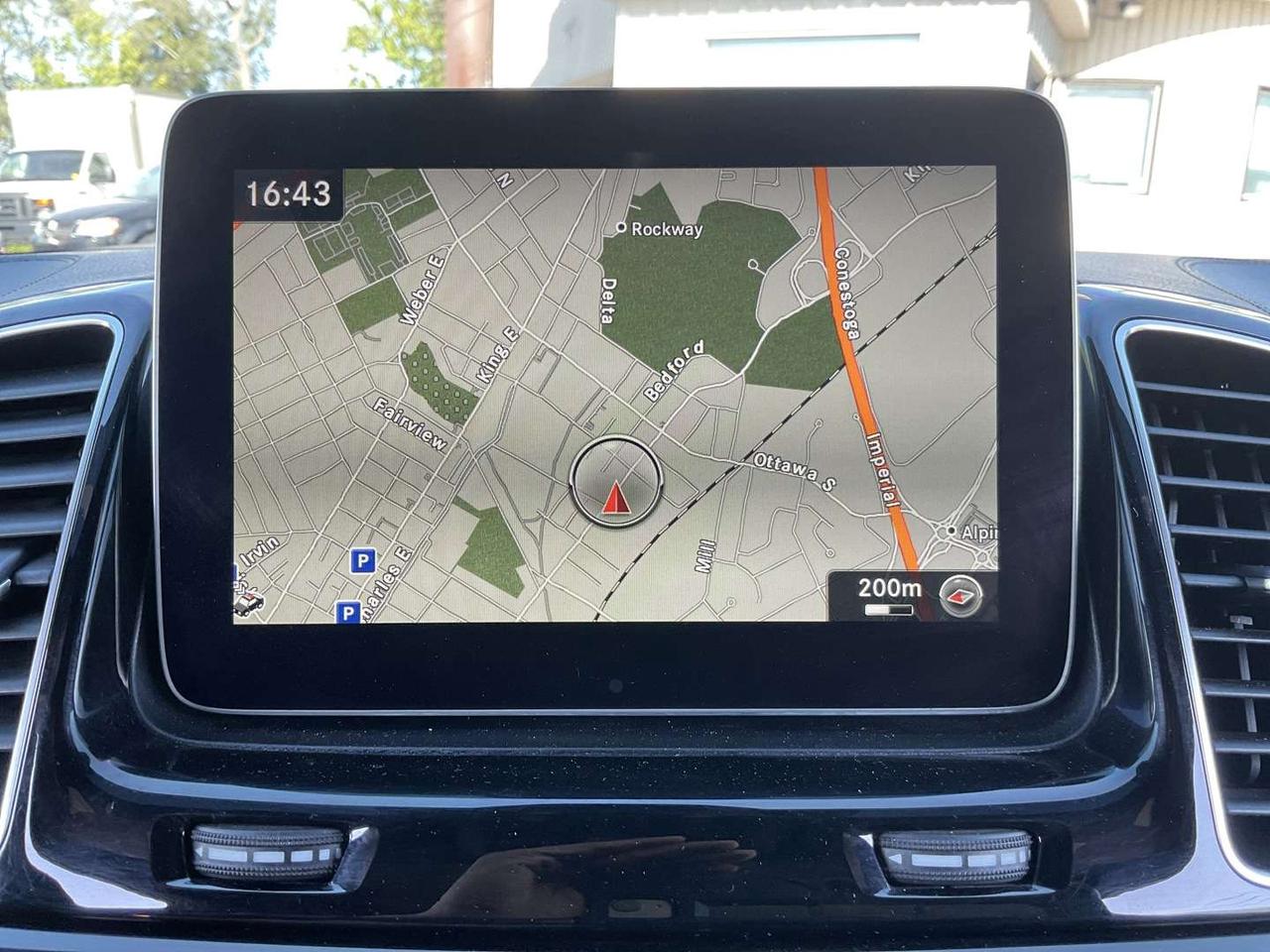 2018 Mercedes-Benz GLE GLE 550 - NAV! 360 CAM! BSM! PANO ROOF! H/K AUDIO! Photo