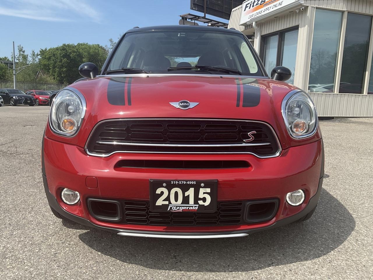 2015 MINI Countryman S ALL4 - LEATHER! PANO ROOF! BLUETOOTH! HTD SEATS! Photo