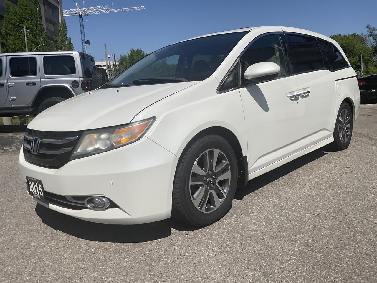 2015 Honda Odyssey Touring - LTHR! NAV! BACK-UP CAM! BSM! DVD! 8 PASS Photo