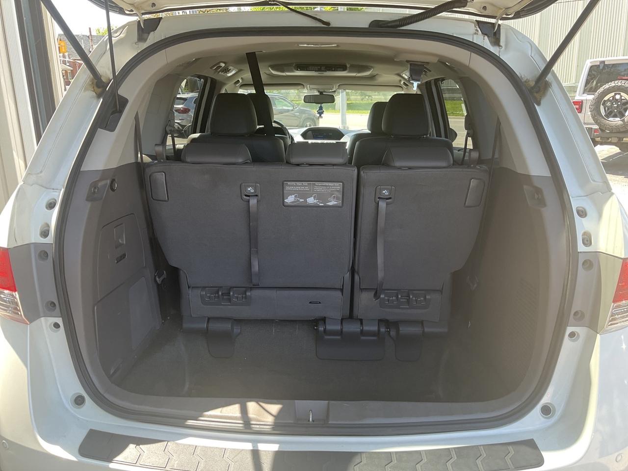 2015 Honda Odyssey Touring - LTHR! NAV! BACK-UP CAM! BSM! DVD! 8 PASS Photo