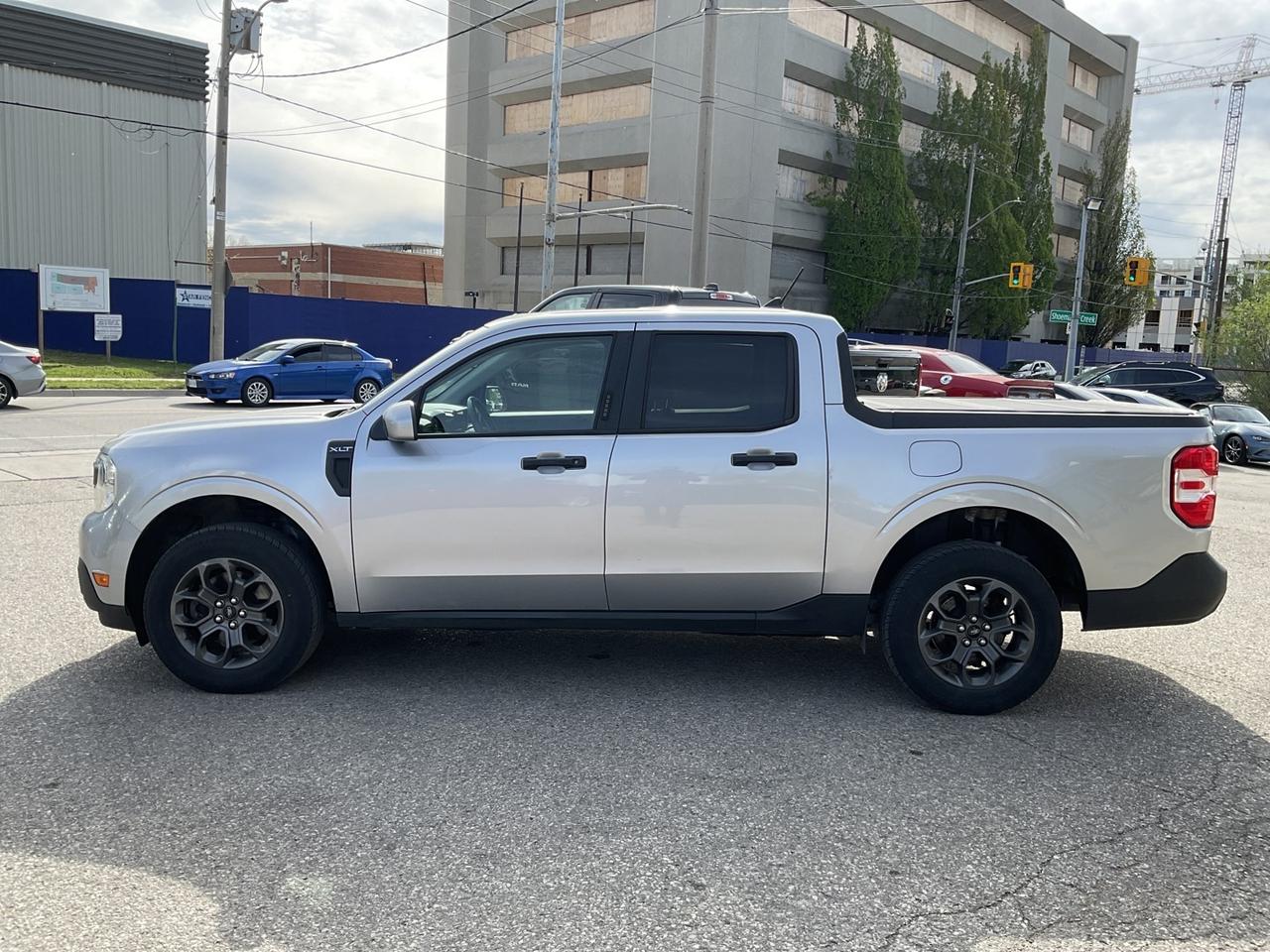 2022 Ford Maverick XLT - ALLOYS! CAR PLAY! BACK-UP CAM! SUNROOF! Photo
