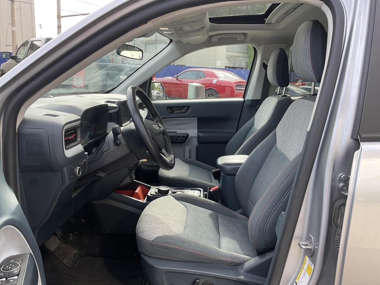 2022 Ford Maverick XLT - ALLOYS! CAR PLAY! BACK-UP CAM! SUNROOF! Photo