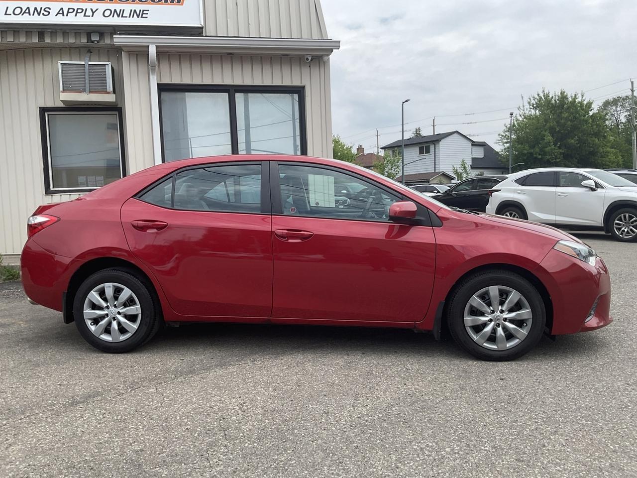 2015 Toyota Corolla LE - BACK-UP CAM! HEATED SEATS! BLUETOOTH! Photo