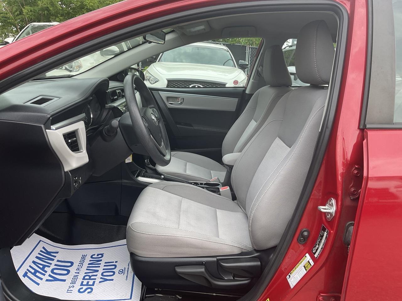 2015 Toyota Corolla LE - BACK-UP CAM! HEATED SEATS! BLUETOOTH! Photo