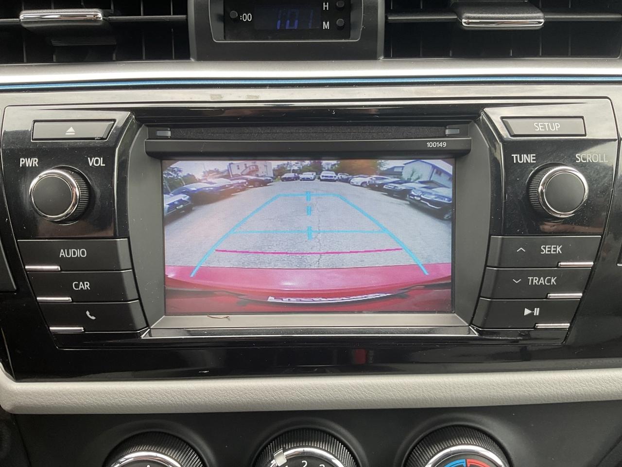 2015 Toyota Corolla LE - BACK-UP CAM! HEATED SEATS! BLUETOOTH! Photo
