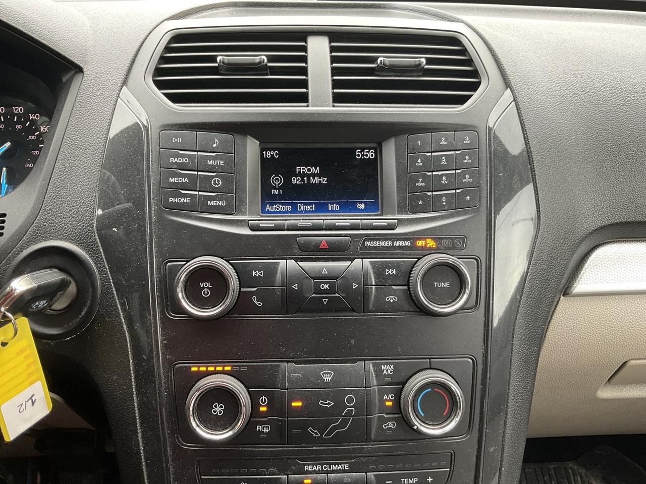 2018 Ford Explorer Base FWD - BACK-UP CAM! BLUETOOTH! 7 PASS! Photo