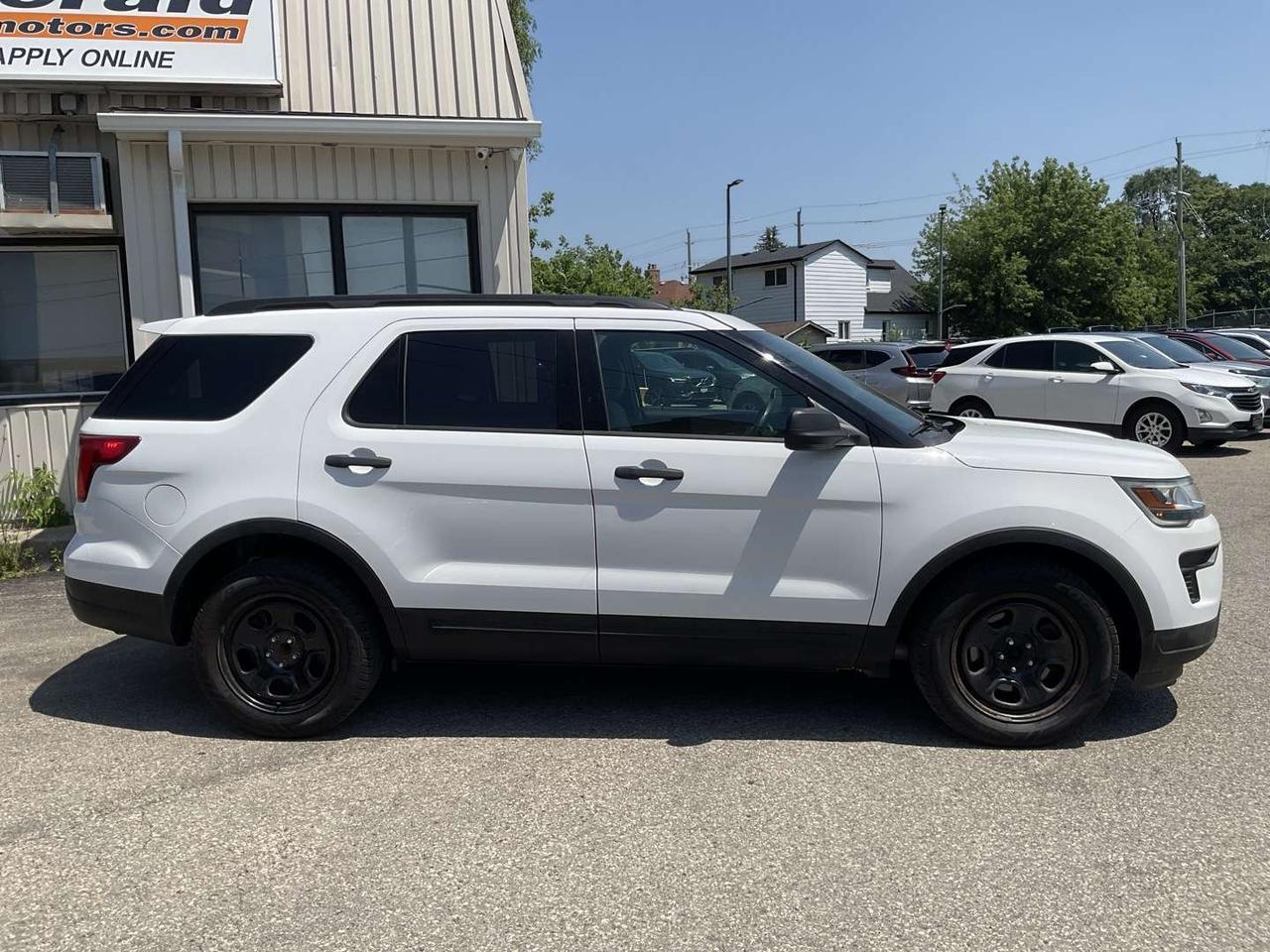 2018 Ford Explorer Base FWD - BACK-UP CAM! BLUETOOTH! 7 PASS! Photo