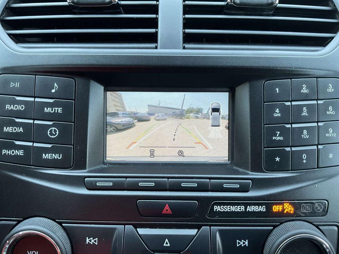 2018 Ford Explorer Base FWD - BACK-UP CAM! BLUETOOTH! 7 PASS! Photo