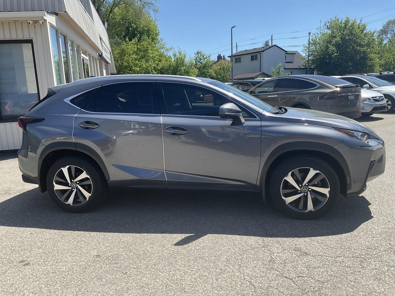 2019 Lexus NX 300 EXECUTIVE AWD - RED LTHR! NAV! 360 CAM! HUD! SUNRO Photo