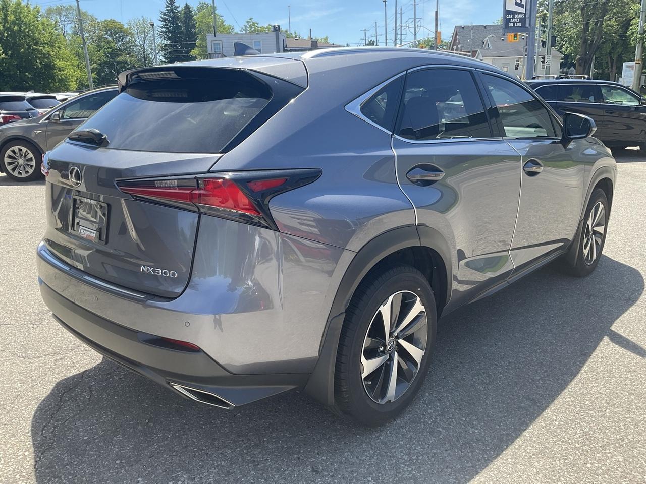 2019 Lexus NX 300 EXECUTIVE AWD - RED LTHR! NAV! 360 CAM! HUD! SUNRO Photo