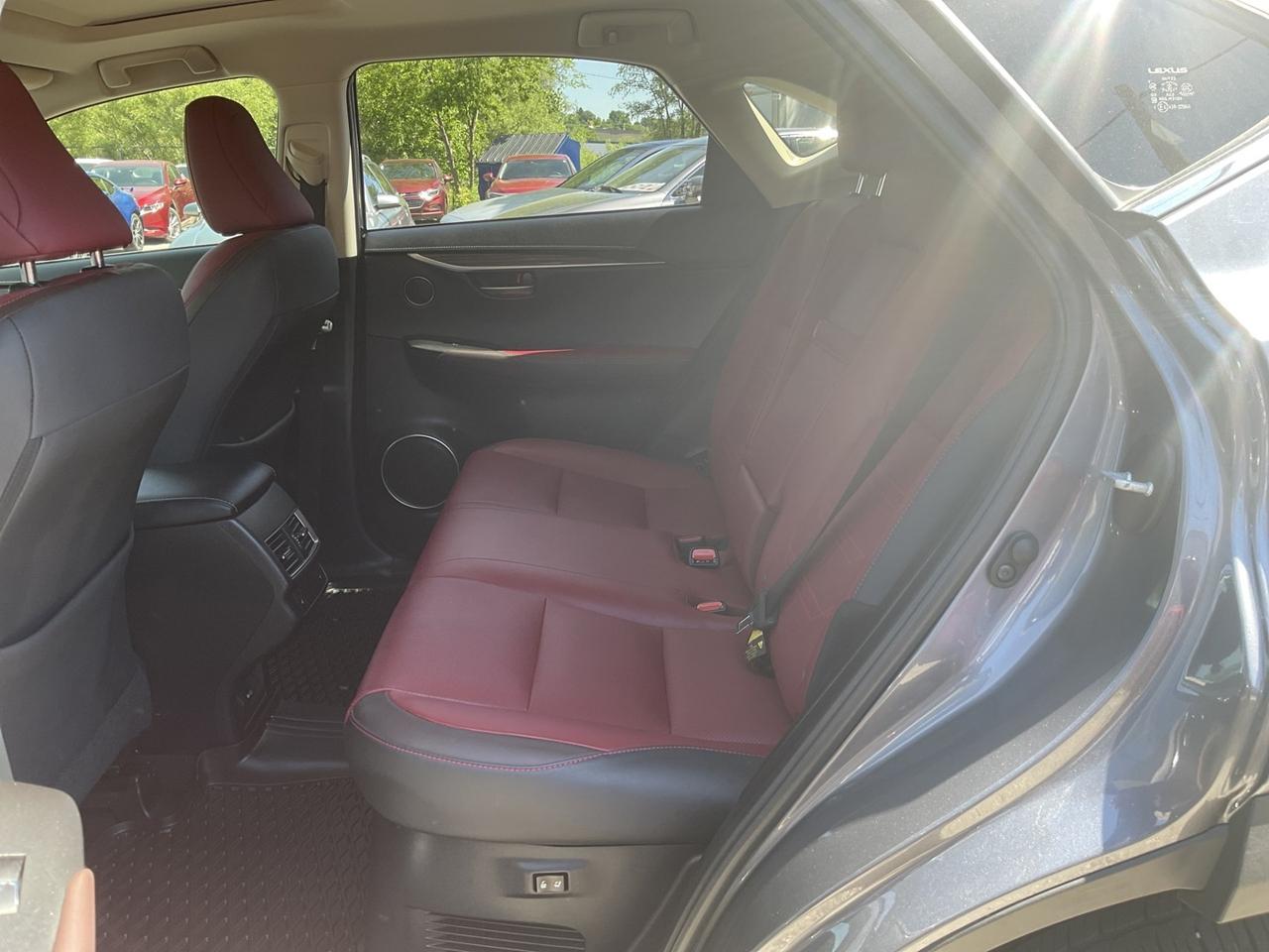 2019 Lexus NX 300 EXECUTIVE AWD - RED LTHR! NAV! 360 CAM! HUD! SUNRO Photo