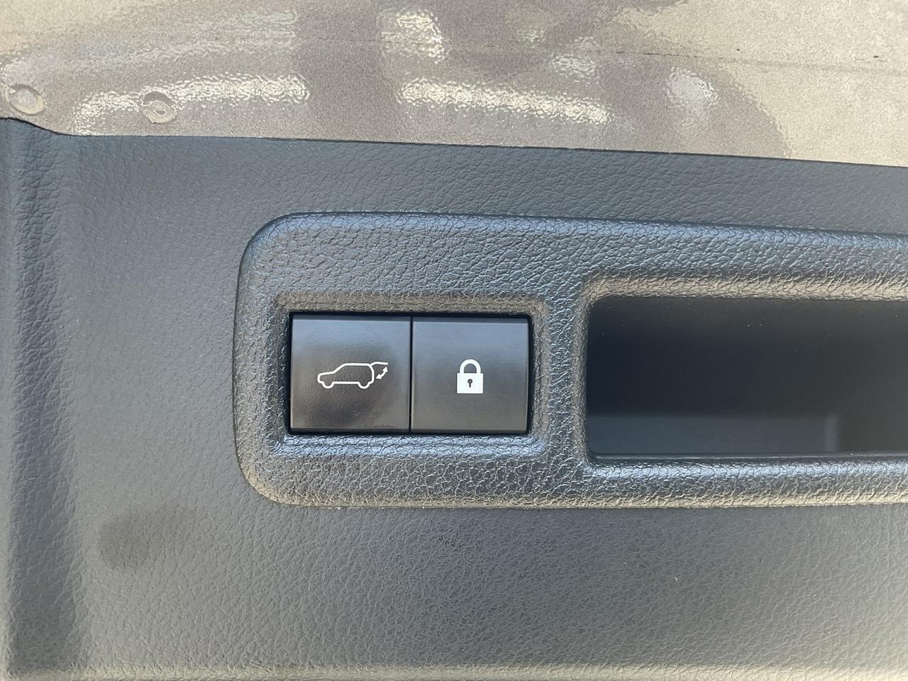2019 Lexus NX 300 EXECUTIVE AWD - RED LTHR! NAV! 360 CAM! HUD! SUNRO Photo