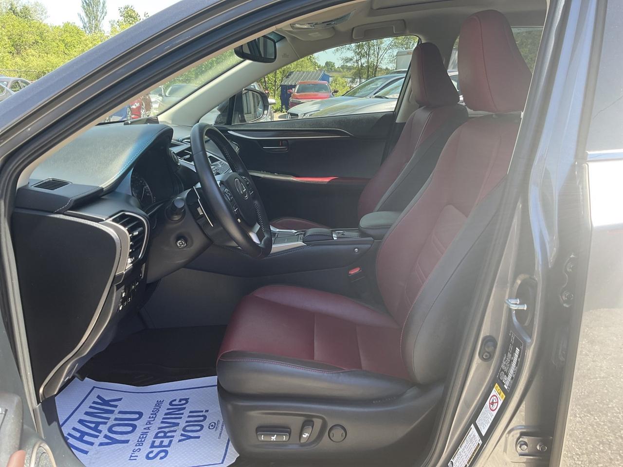 2019 Lexus NX 300 EXECUTIVE AWD - RED LTHR! NAV! 360 CAM! HUD! SUNRO Photo