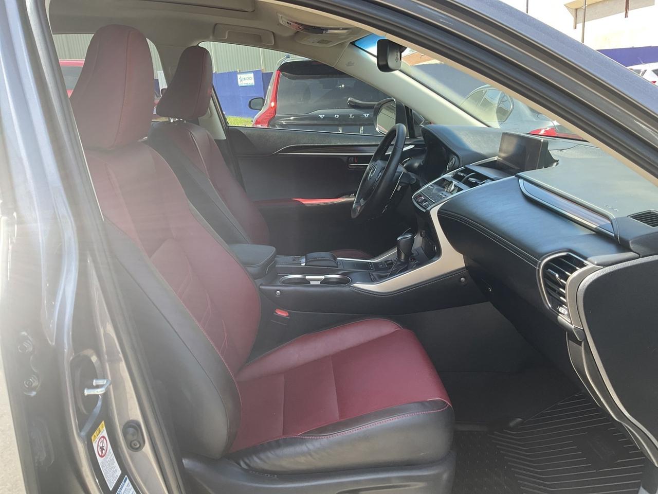 2019 Lexus NX 300 EXECUTIVE AWD - RED LTHR! NAV! 360 CAM! HUD! SUNRO Photo