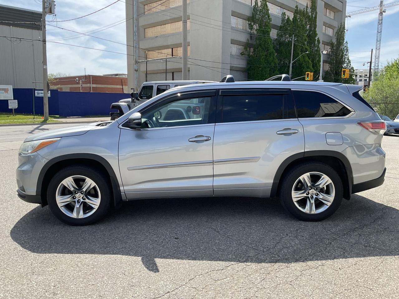 2015 Toyota Highlander Limited AWD V6 - LTHR! NAV! BACK-UP CAM! BSM! COOL Photo3