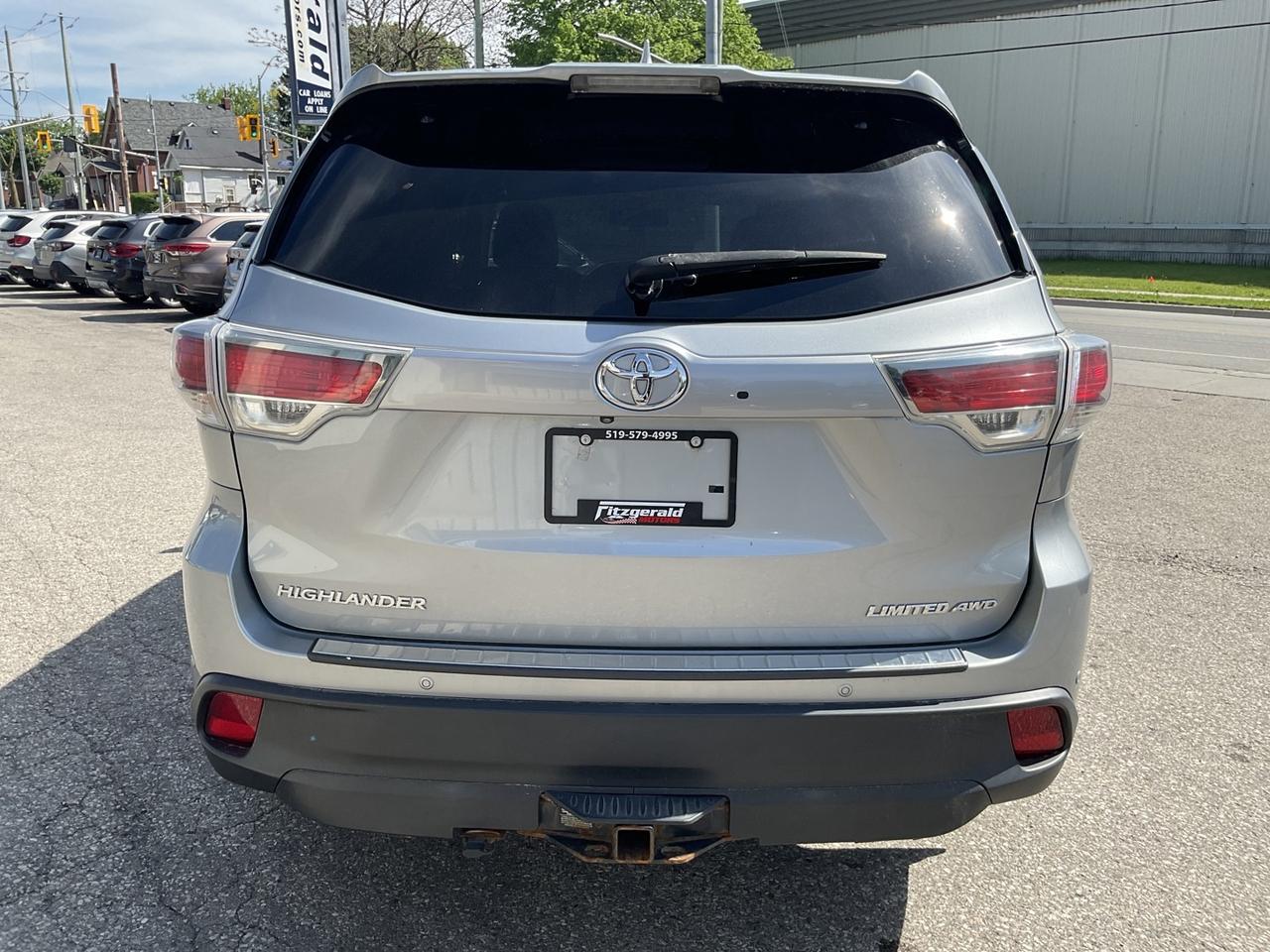 2015 Toyota Highlander Limited AWD V6 - LTHR! NAV! BACK-UP CAM! BSM! COOL Photo