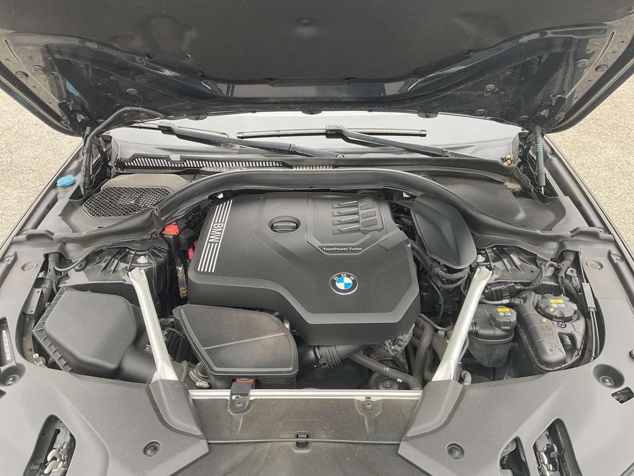 2020 BMW 5 Series 530i xDrive - SOFT CLOSE! NAV! BACK-UP CAM! BSM! HUD! Photo