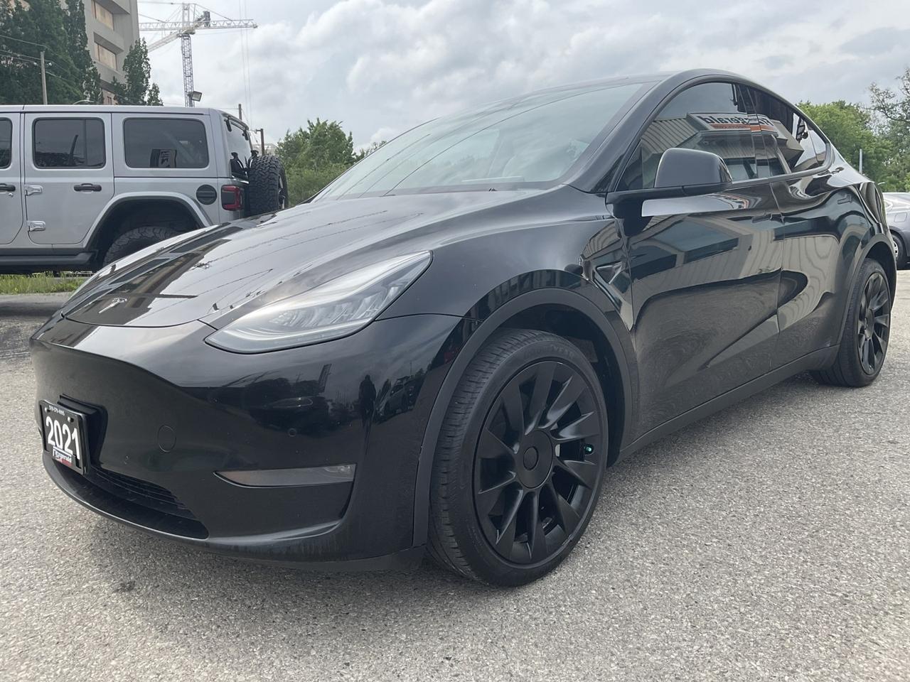 2021 Tesla Model Y Long Range - WHITE LEATHER! NAV! CAMERAS! EV RATES Photo2