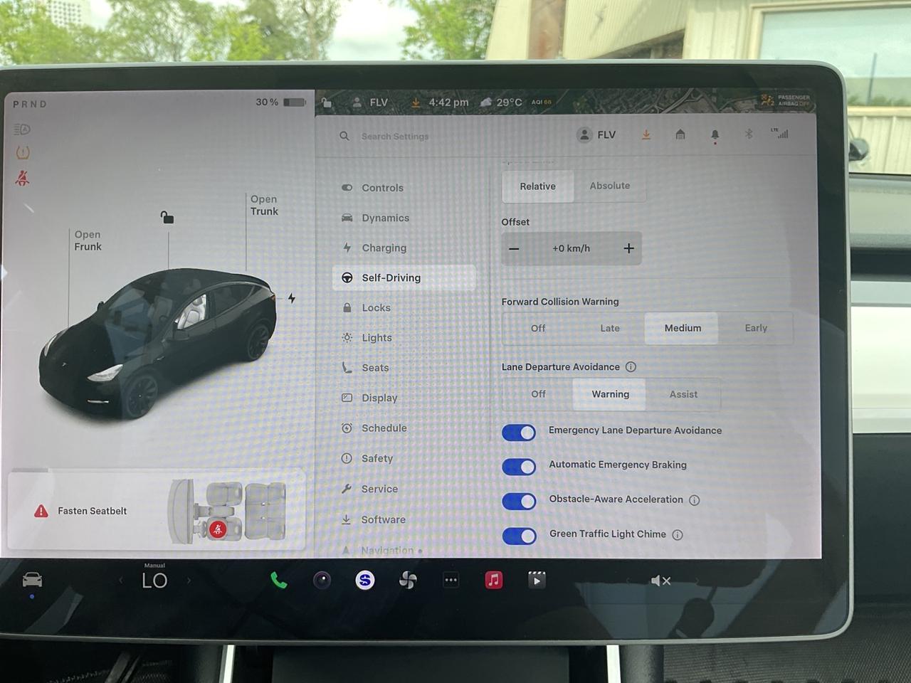 2021 Tesla Model Y Long Range - WHITE LEATHER! NAV! CAMERAS! EV RATES Photo