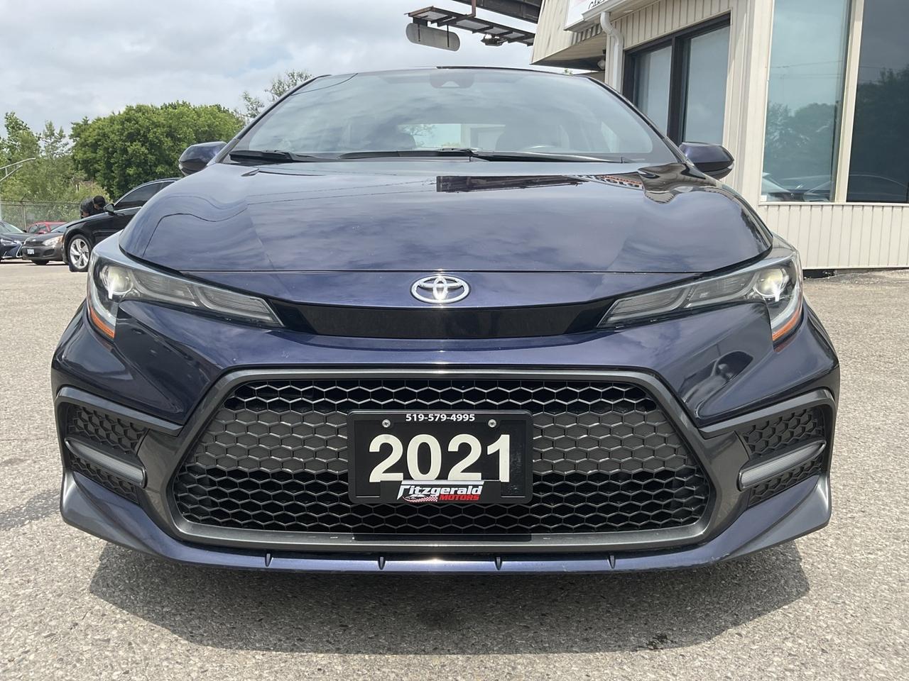 2021 Toyota Corolla SE ALLOYS! CAR PLAY! BACK-UP CAM! BSM! Photo
