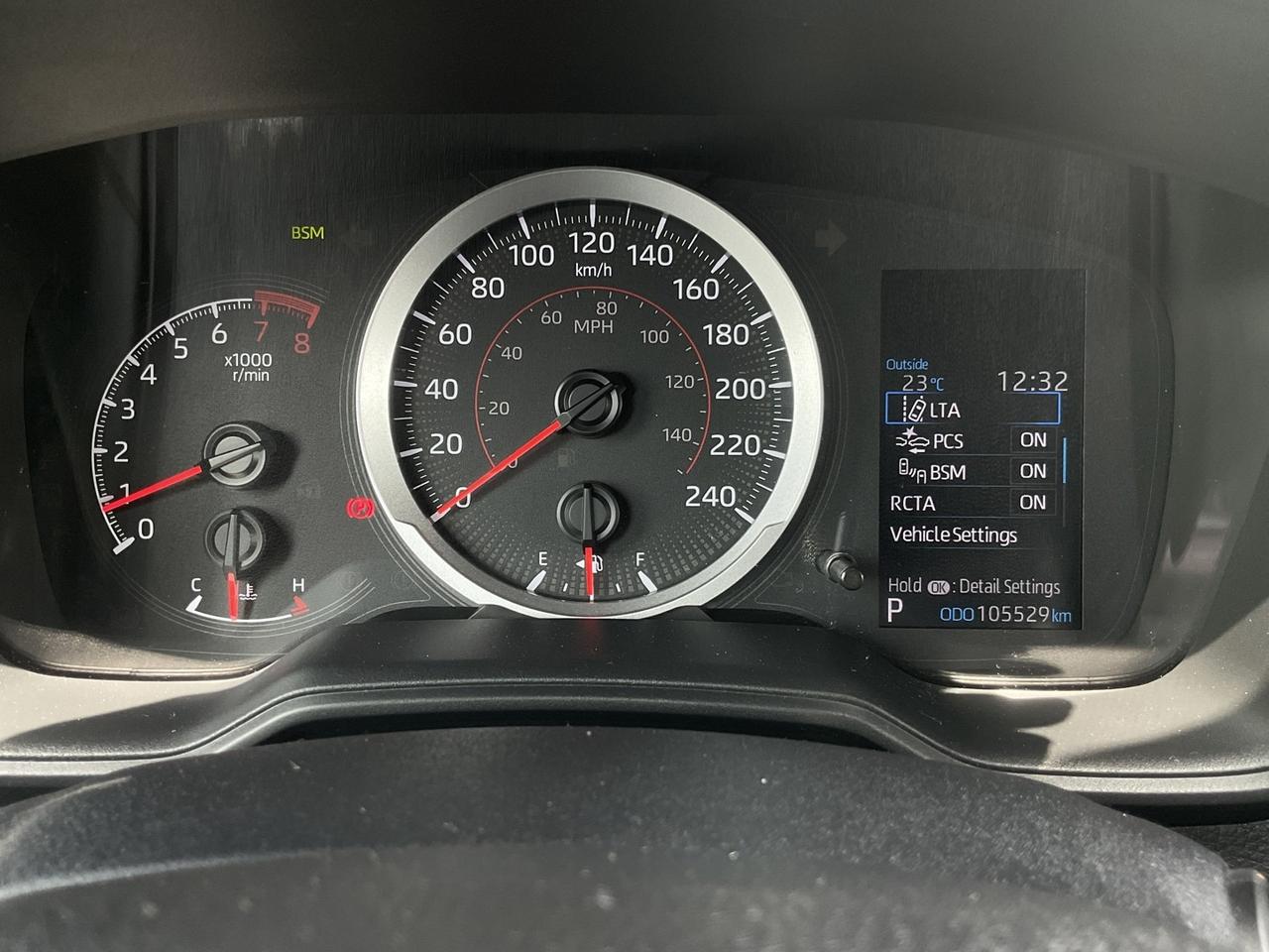 2021 Toyota Corolla SE ALLOYS! CAR PLAY! BACK-UP CAM! BSM! Photo