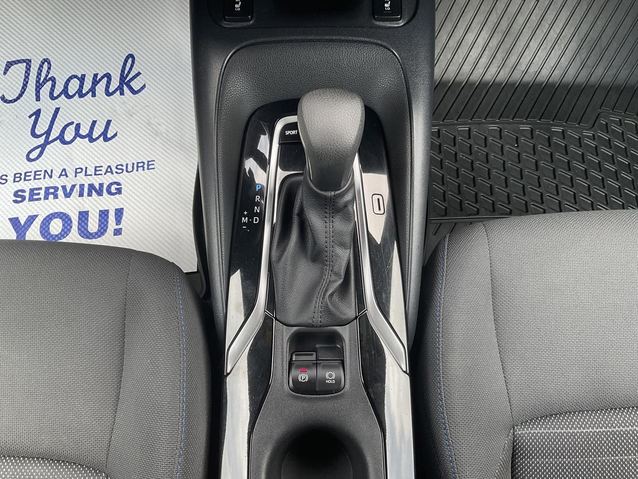 2021 Toyota Corolla SE ALLOYS! CAR PLAY! BACK-UP CAM! BSM! Photo