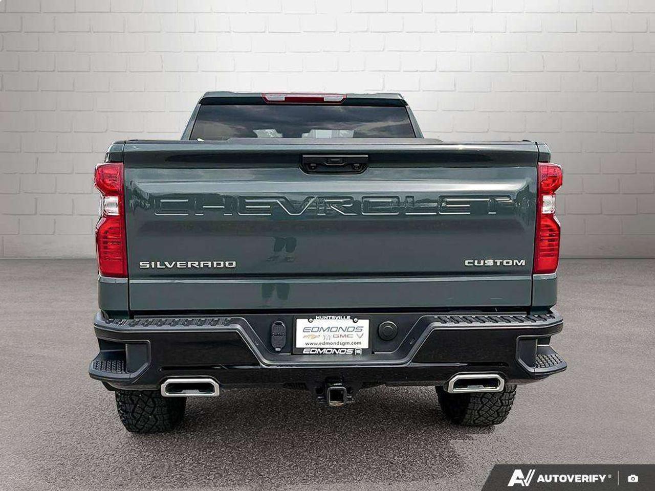 2026 Chevrolet Silverado 1500 Heated Outside Mirrors   Trailer Brake Controller   Remote Start Photo3