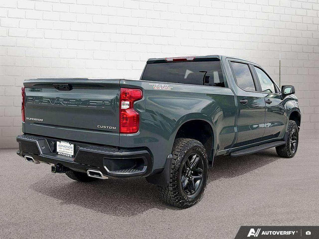 2026 Chevrolet Silverado 1500 Heated Outside Mirrors   Trailer Brake Controller   Remote Start Photo