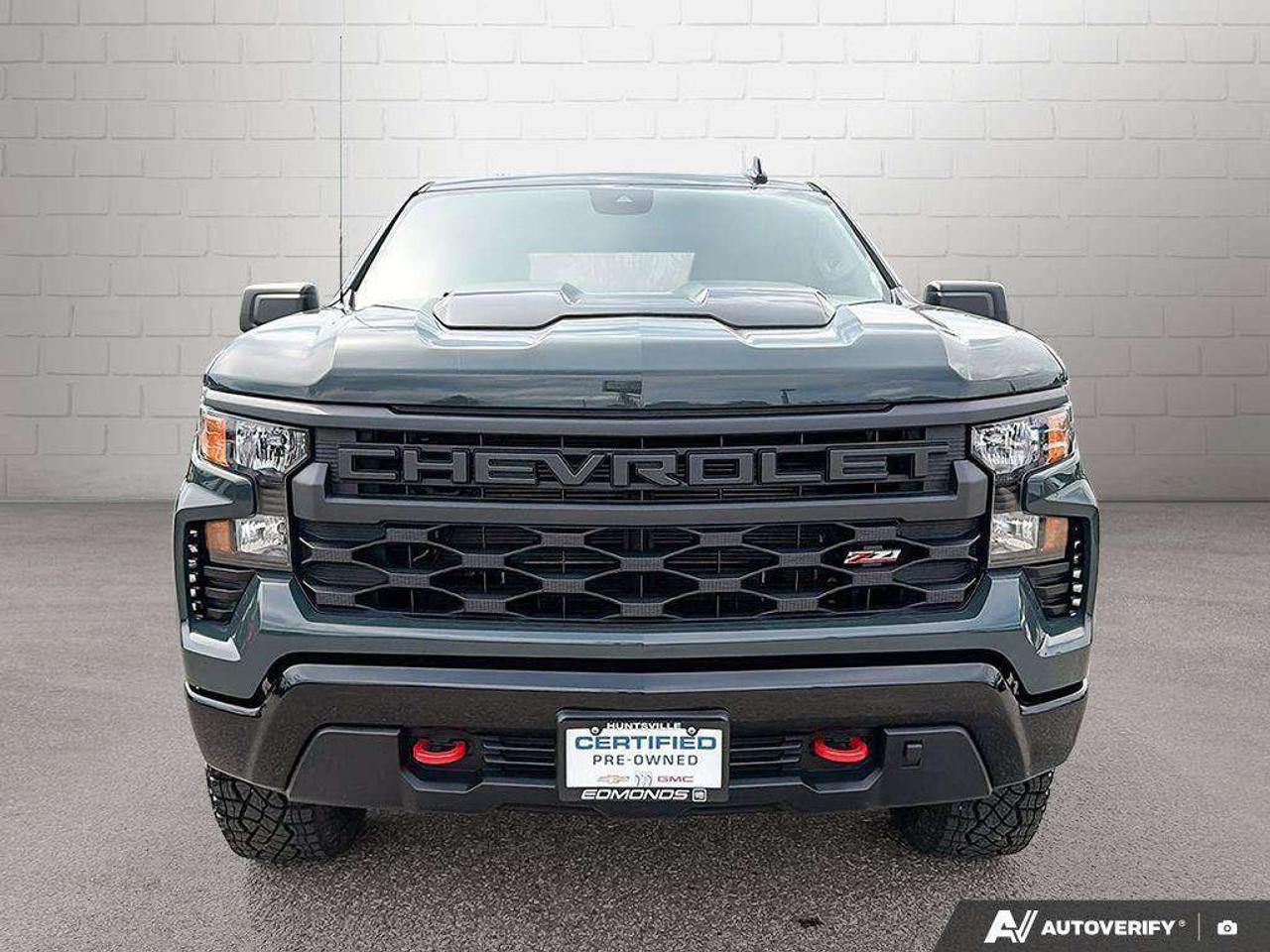 2026 Chevrolet Silverado 1500 Heated Outside Mirrors   Trailer Brake Controller   Remote Start Photo
