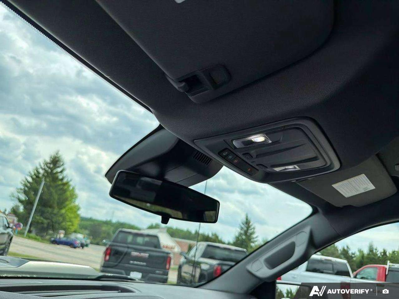 2026 Chevrolet Silverado 1500 Heated Outside Mirrors   Trailer Brake Controller   Remote Start Photo