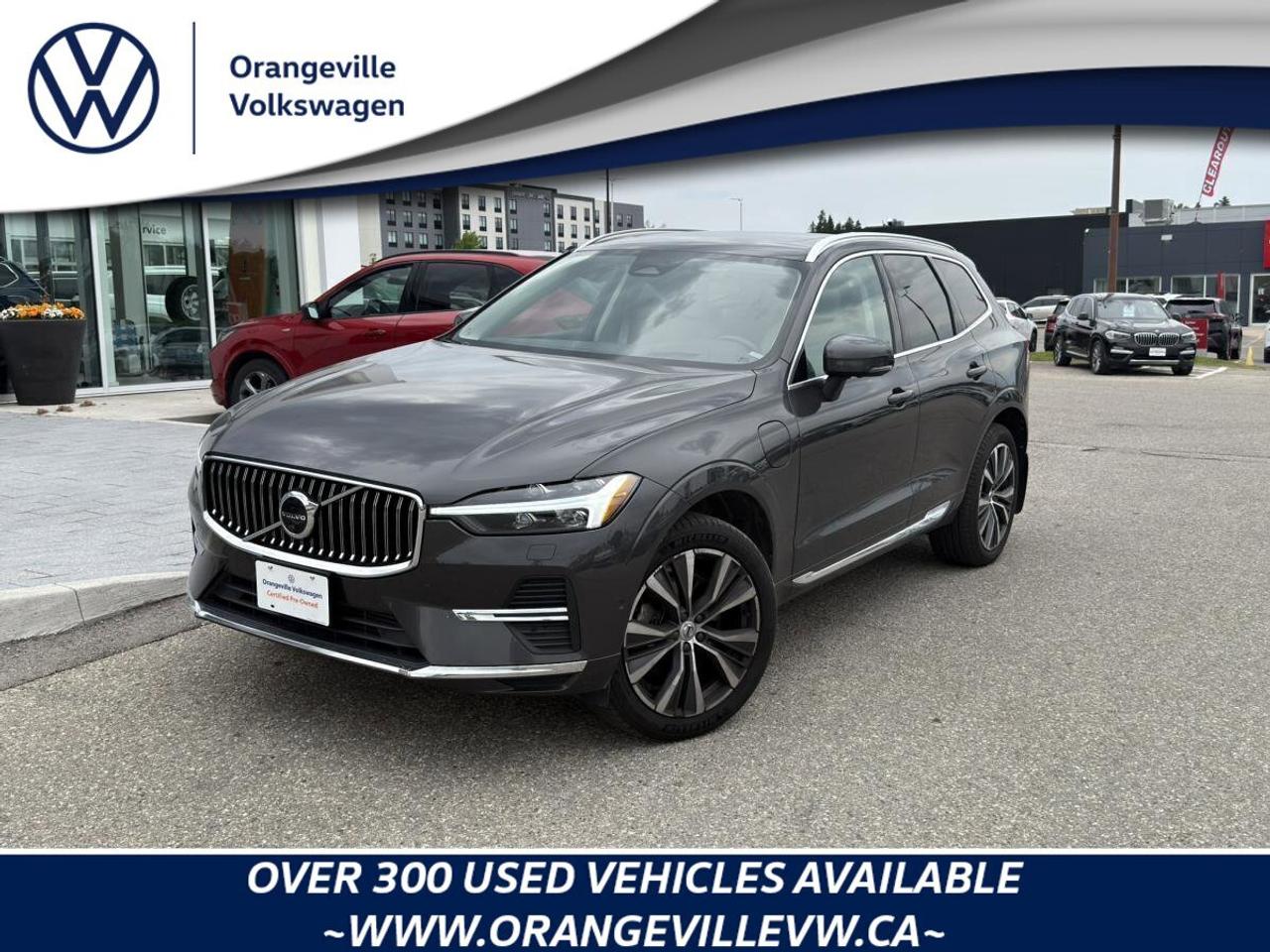 2022 Volvo XC60 Recharge T8 eAWD PHEV Inscription Expression Extended Range Photo