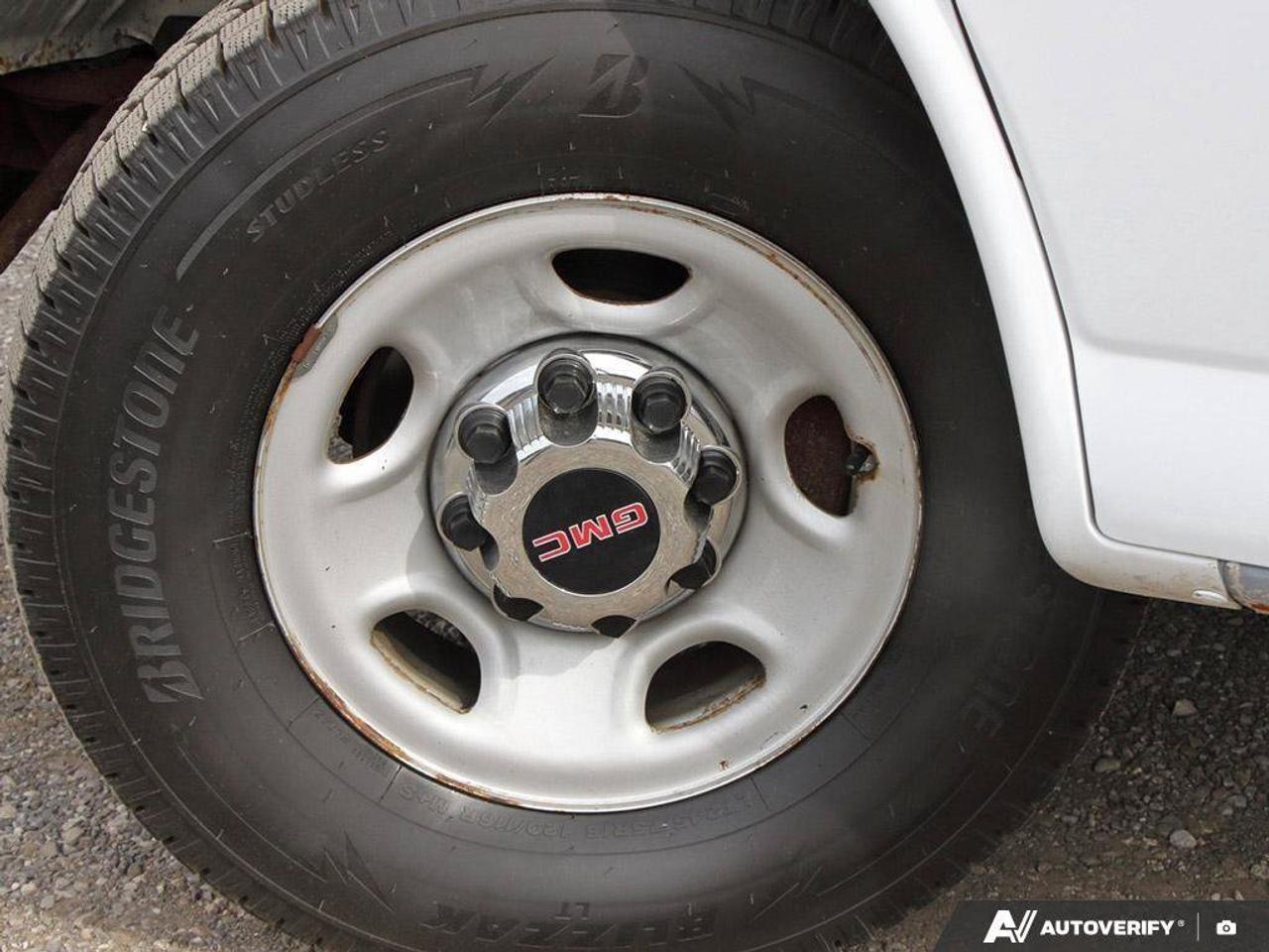 2017 GMC Savana Cargo Van Work Van2500 CARGO VAN, 4.8L V8, WT 135'' RWD, CER Photo