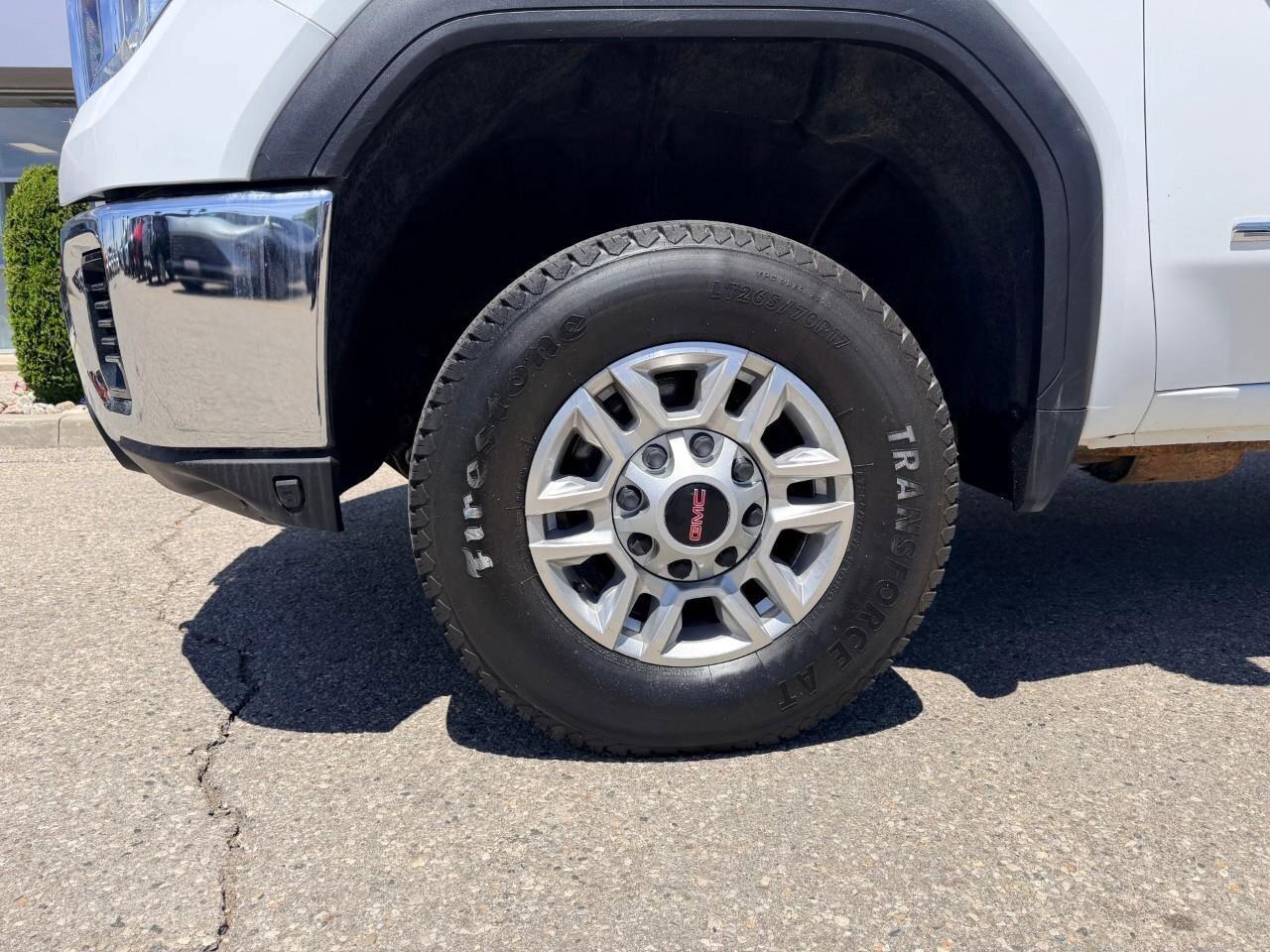 2023 GMC SIERRA 2500HD ProPRO, 6.6L V8, 4X4, DOUBLE CAB, ALLOYS, MACMASTE Photo