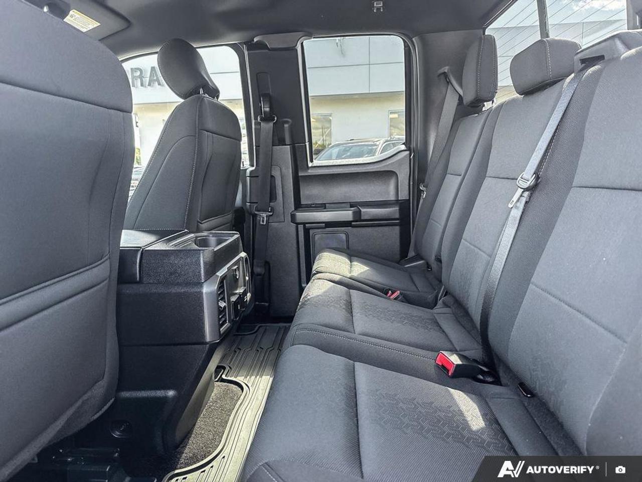 2018 Ford F-150 XLT BEDLINER, TONNEAU COVER, RUNNING BOARDS. ALL W Photo
